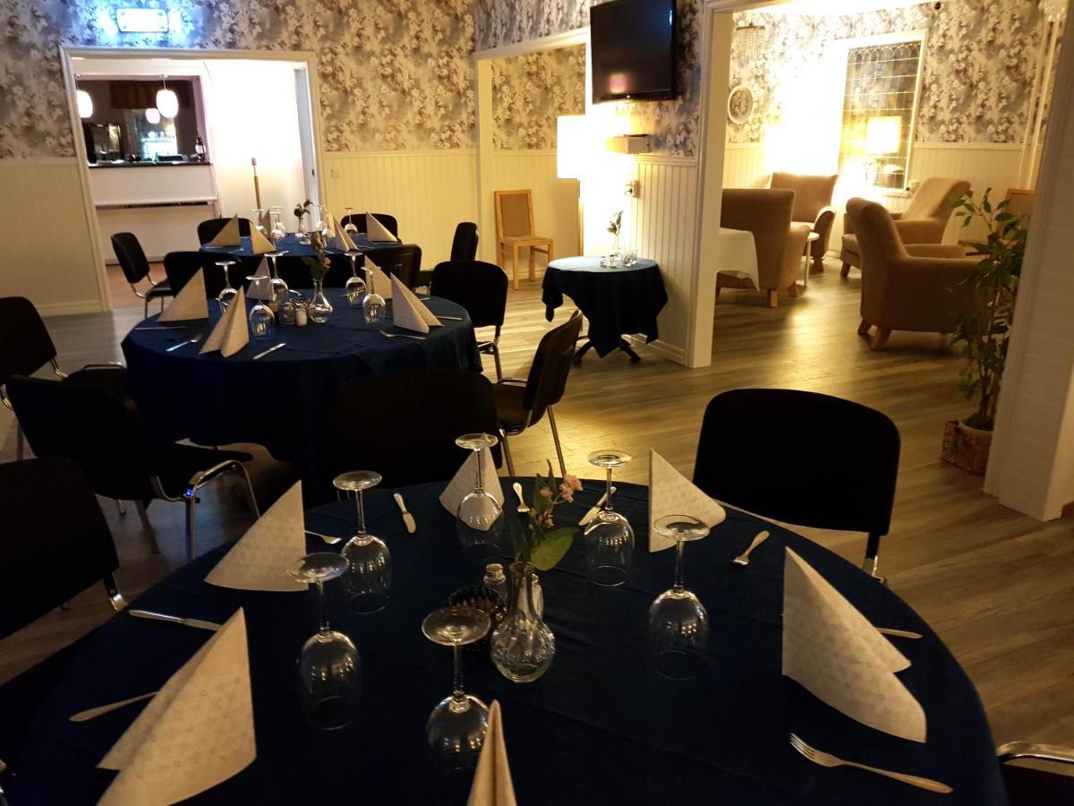 Bjoernforsens Turist & Konferenshotell, Naera Husum, Oernskoeldsvik Bjorna Екстер'єр фото